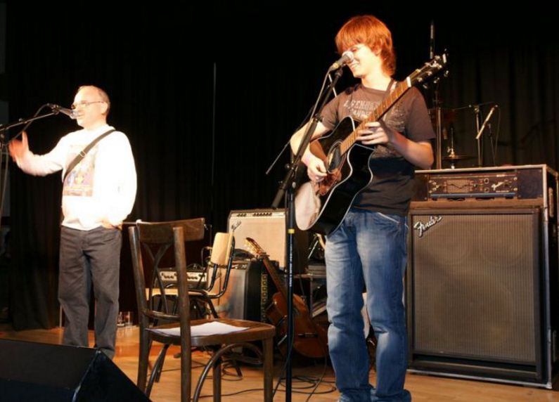 Un chanteur pour une soirée pour enfants